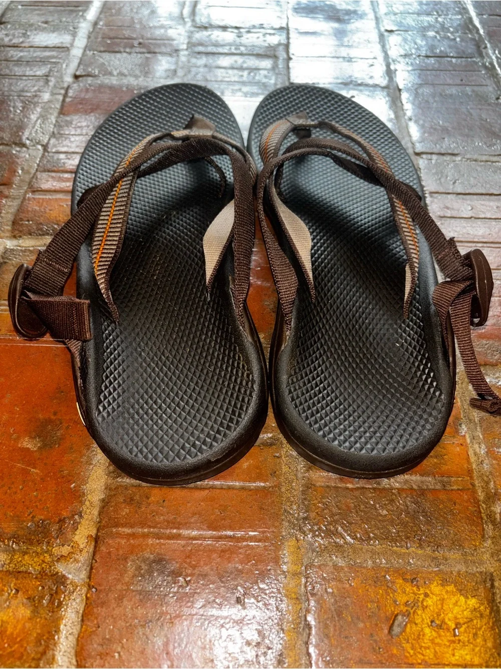 Chaco lightweight sandals